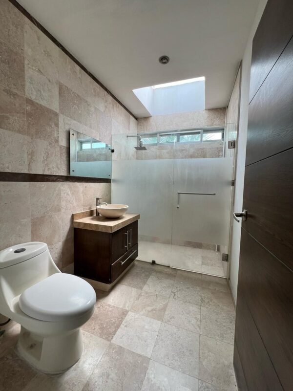 Hacienda Real casa en venta - Image 4
