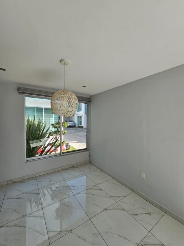 Ciudad Granja Residencia en venta - Image 2
