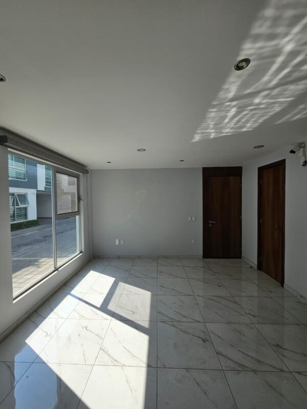 Ciudad Granja Residencia en venta - Image 3