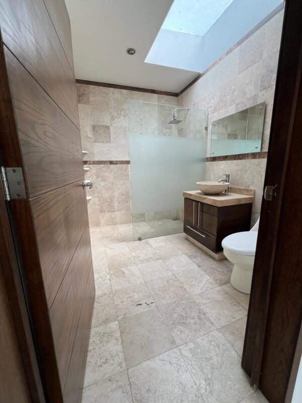 Hacienda Real casa en venta - Image 5