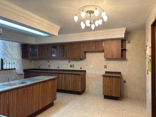 Ciudad de los Niños residencia en venta - Image 2