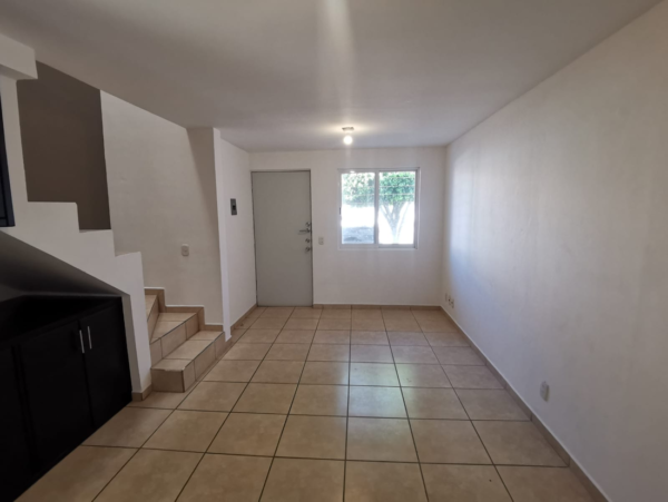 Campo Real casa en venta - Image 10