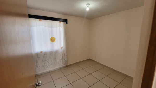 Arroyo de Enmedio casa en venta - Image 9