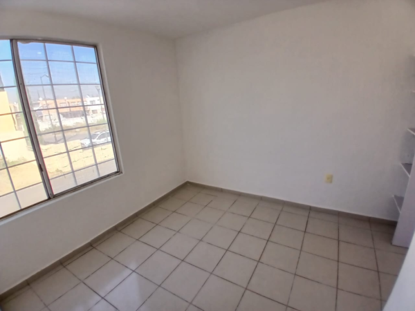 Real del Sol casa duplex en venta - Image 3