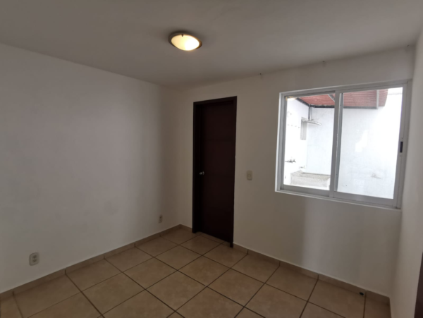 Campo Real casa en venta - Image 7