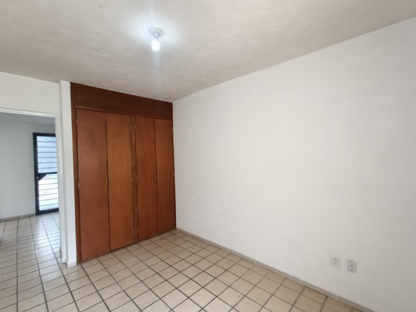 Fraccionamiento  Hacienda Real casa en venta - Image 9