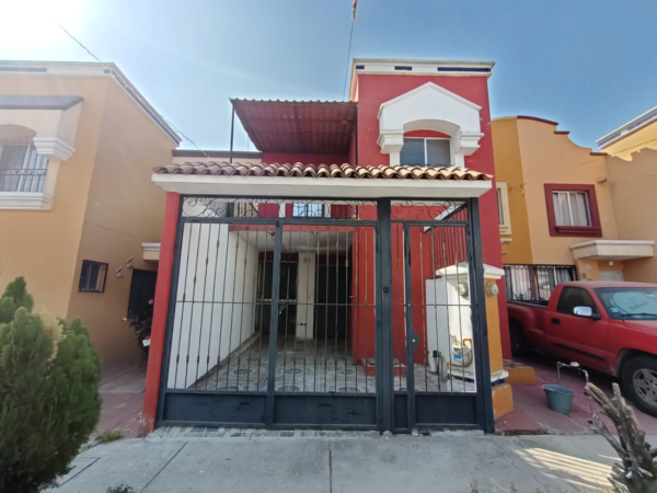 Fraccionamiento  Hacienda Real casa en venta