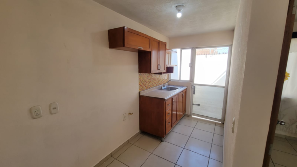 Arroyo de Enmedio casa en venta - Image 12