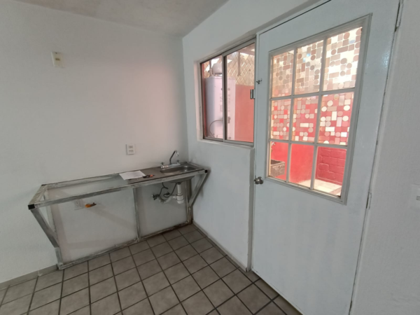 Fraccionamiento  Hacienda Real casa en venta - Image 16