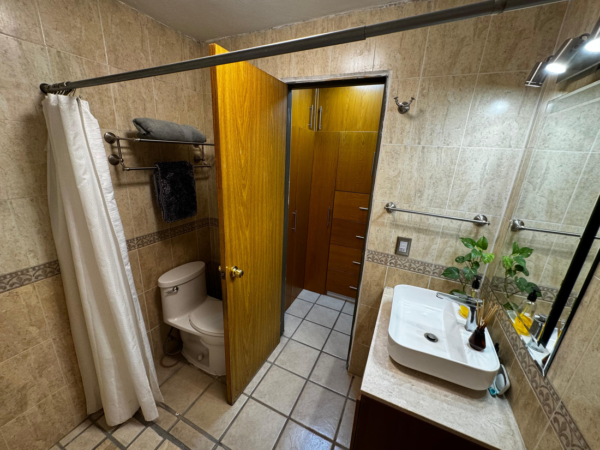 Fraccionamiento Parques del Bosque casa en venta - Image 12