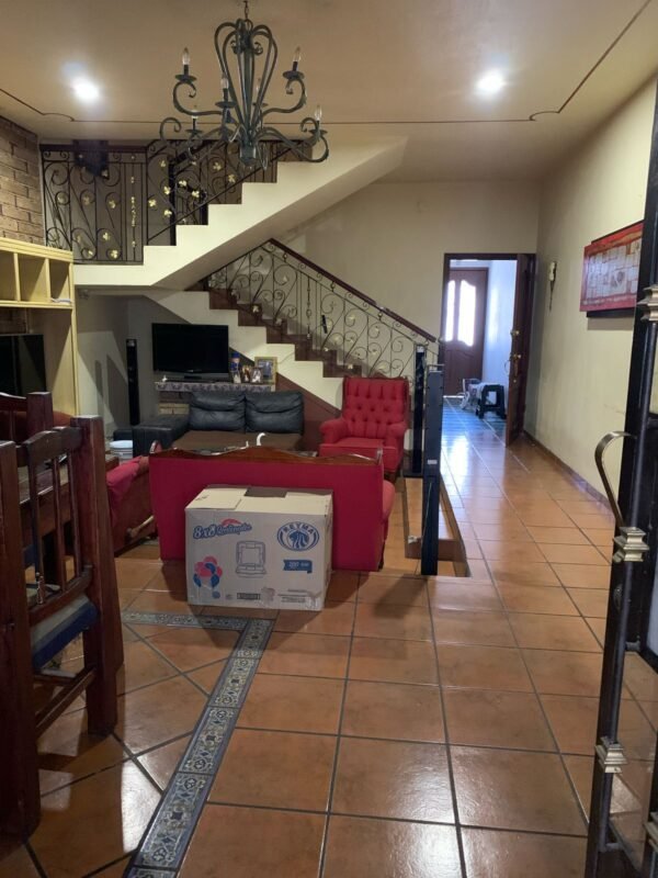 San Pedrito casa en venta - Image 5