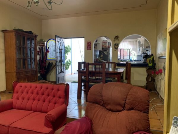 San Pedrito casa en venta - Image 4