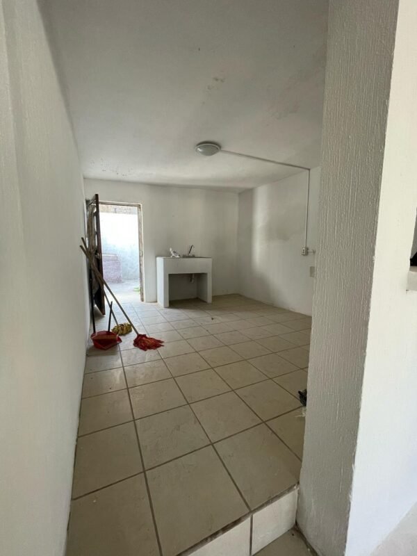 Francisco I Madero segunda sección casa en venta - Image 4
