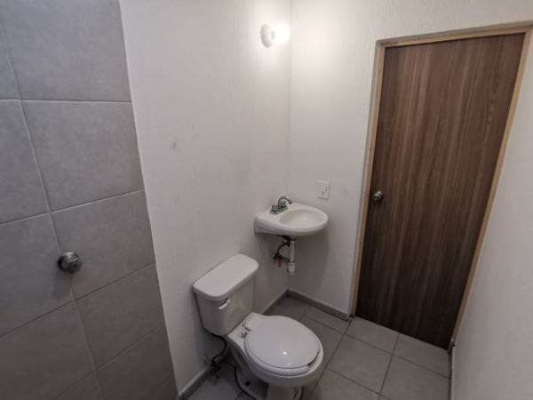 Coyula casa en venta - Image 10