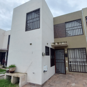 Casa en venta en La Arboleda, Real del Valle, Tlajomulco de Zúñiga.